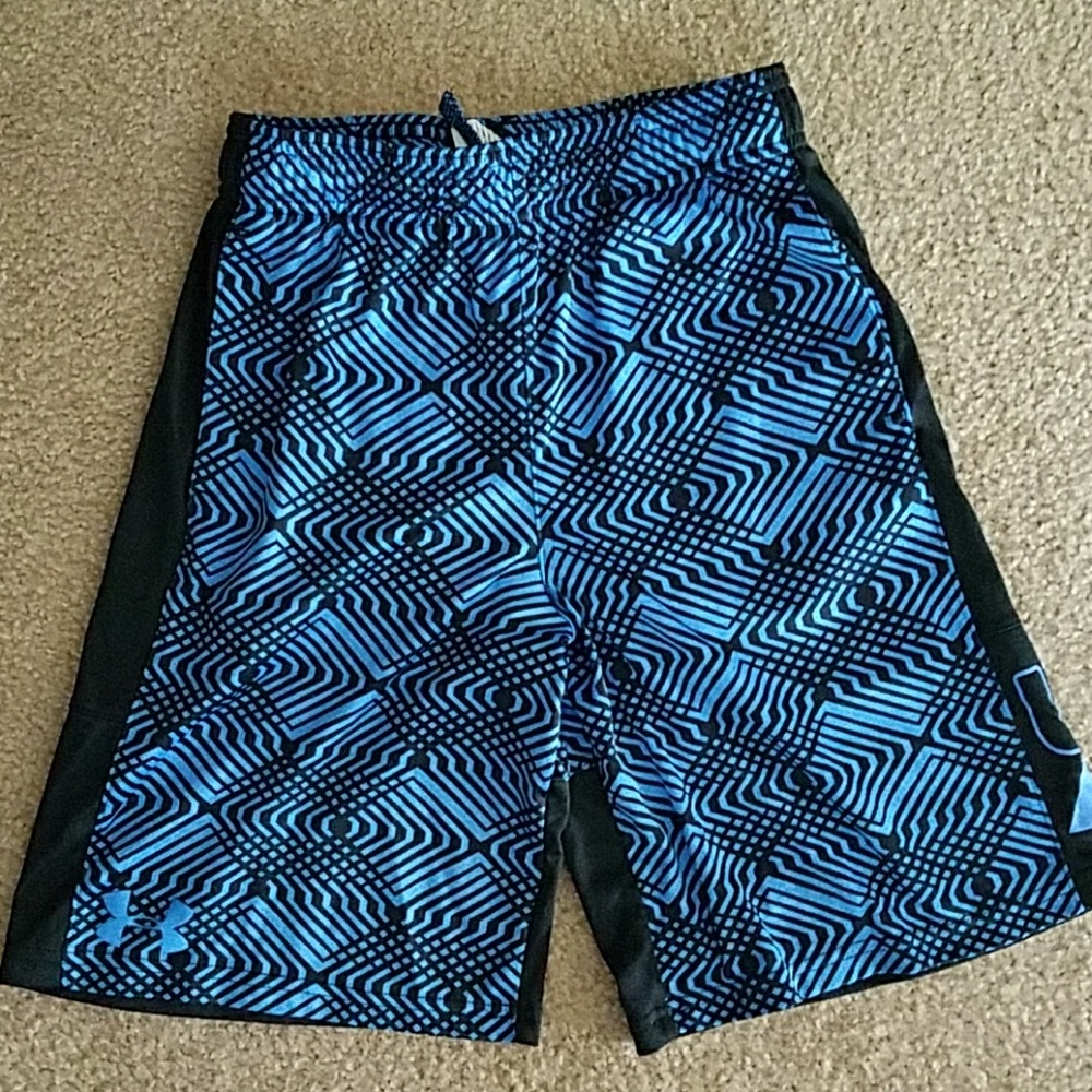 Boys Under Armour shorts